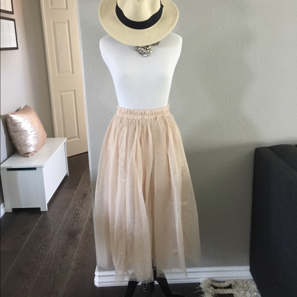 Beige tulle maxi long skirt one size new simple