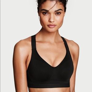 VS Sport Racer back sport bra