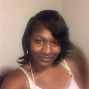 Meet your Posher, Laronda