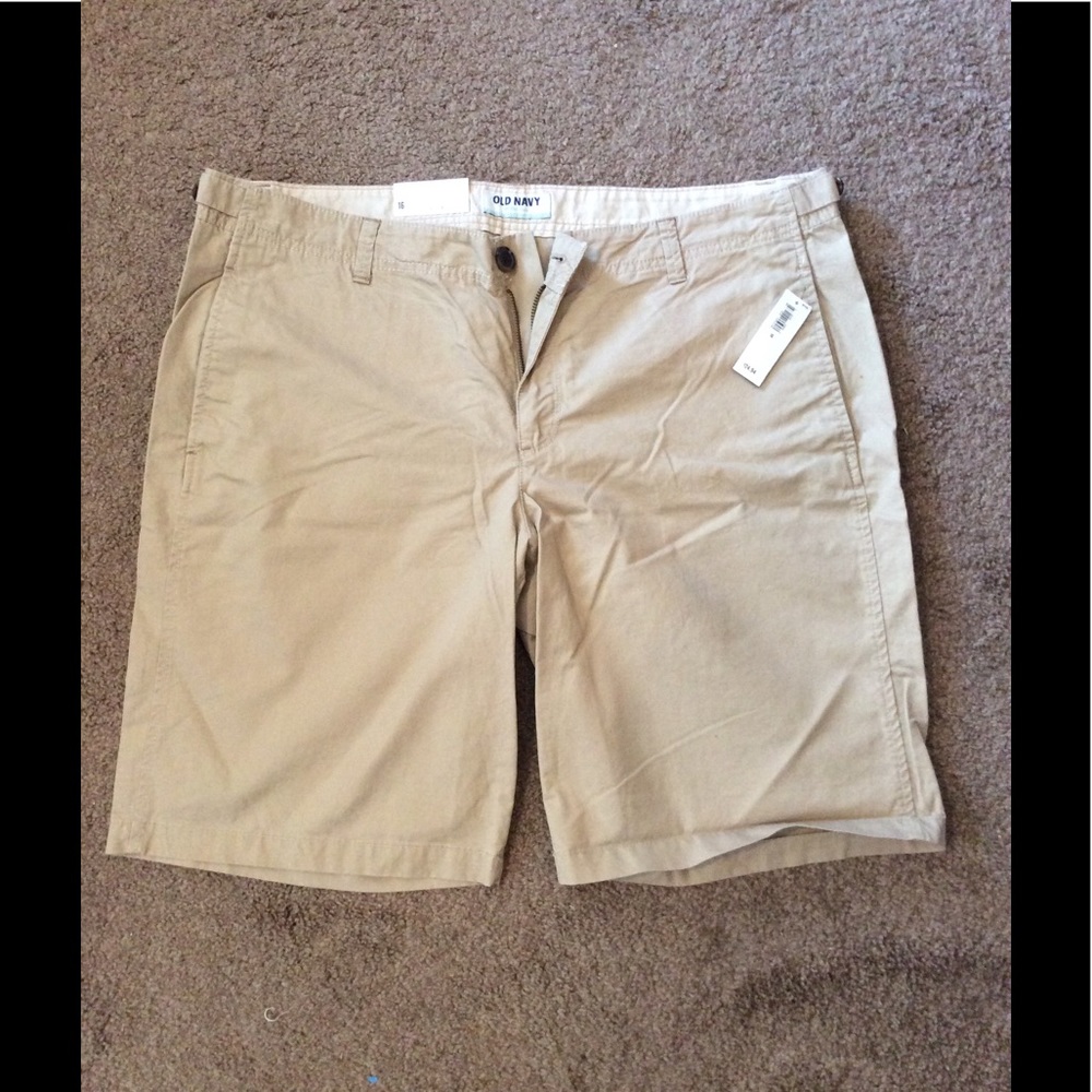 Old navy khaki shorts