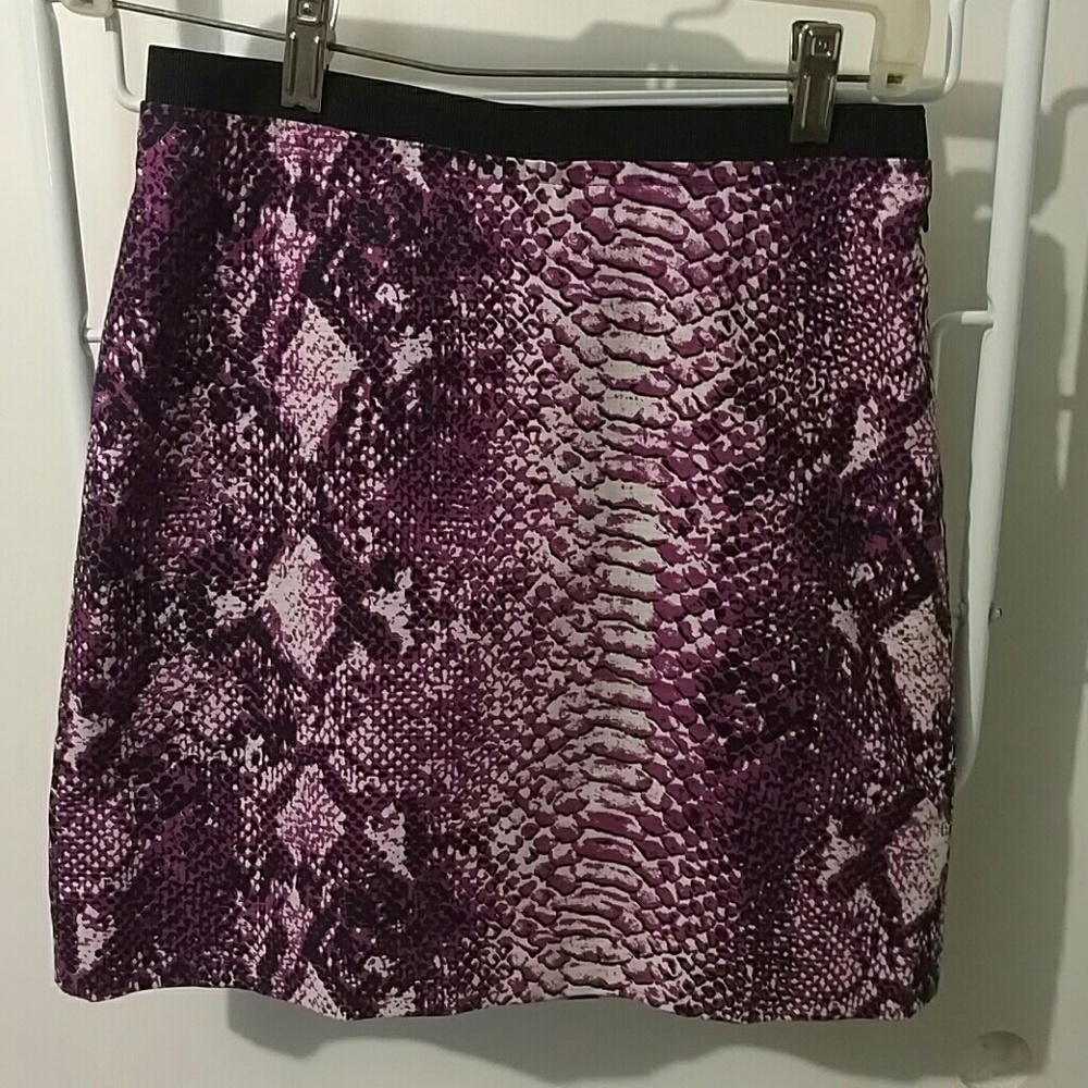 Purple snake skin print mini skirt BOGO 50% OFF