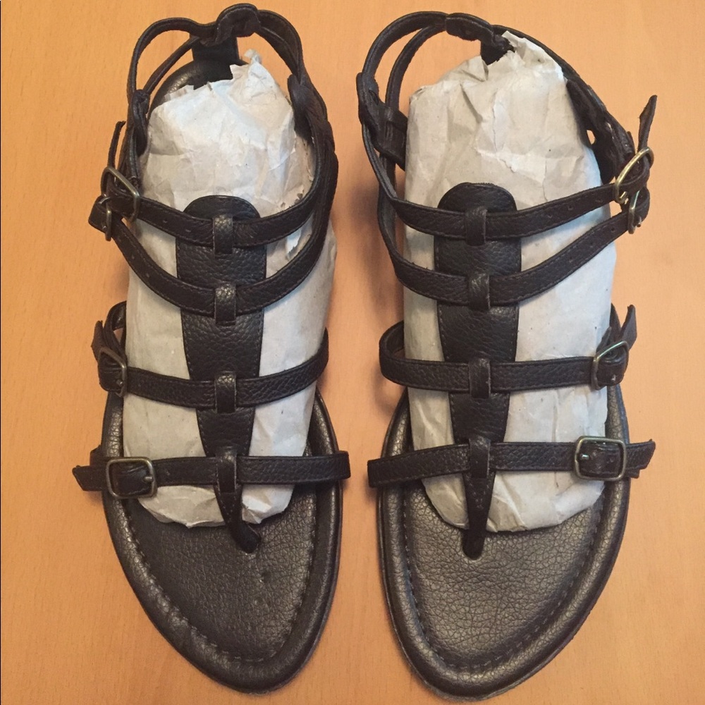 Reaction by Kenneth Cole Gladiator Sandal