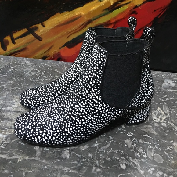 Black & White Hair Ankle Booties - Picture 3 of 6