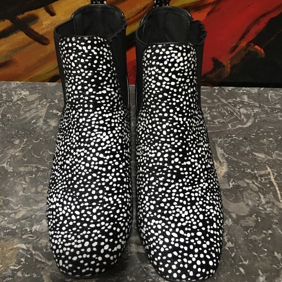 Black & White Hair Ankle Booties - Picture 5 of 6