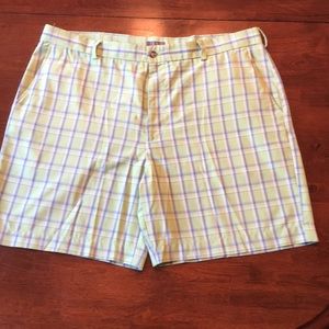 Izod golf shorts