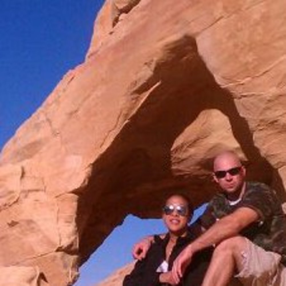 Meet your Posher, Bee