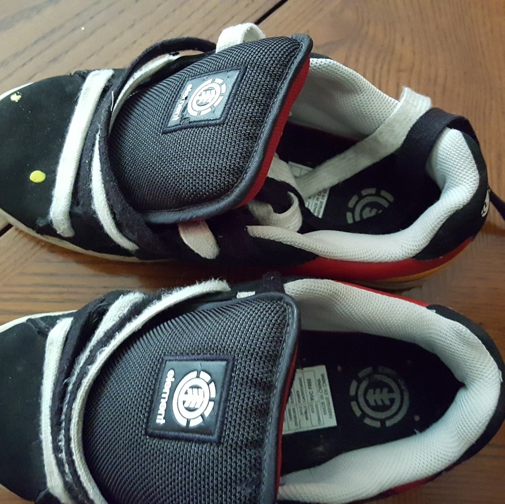 Rasta element shoes