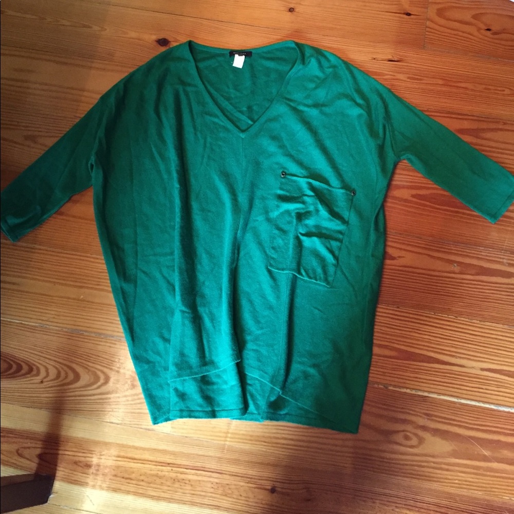 Kerisma S/M 3/4 sleeve sweater. Kelly Green/LT pk