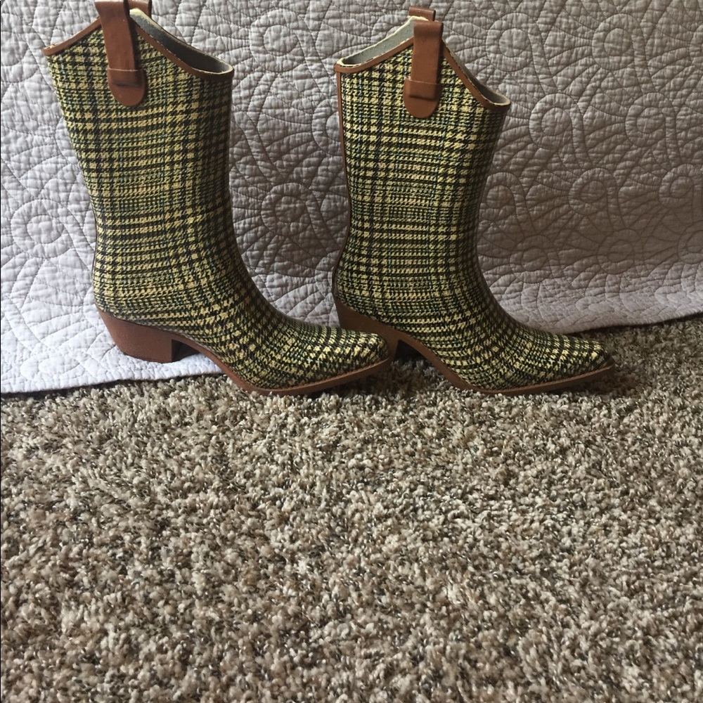☔️Super cute rubber boots!