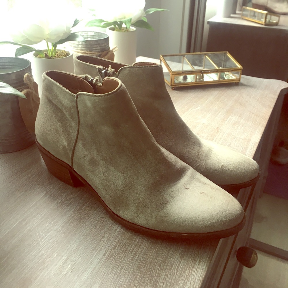 SAM EDELMAN SUEDE BOOTIES 7.5