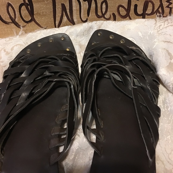 4/$50 2MIA LIA Sandals 7 - Picture 4 of 8