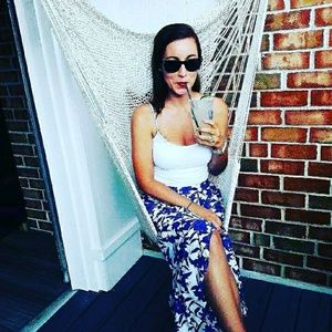 Meet your Posher, Vanessa