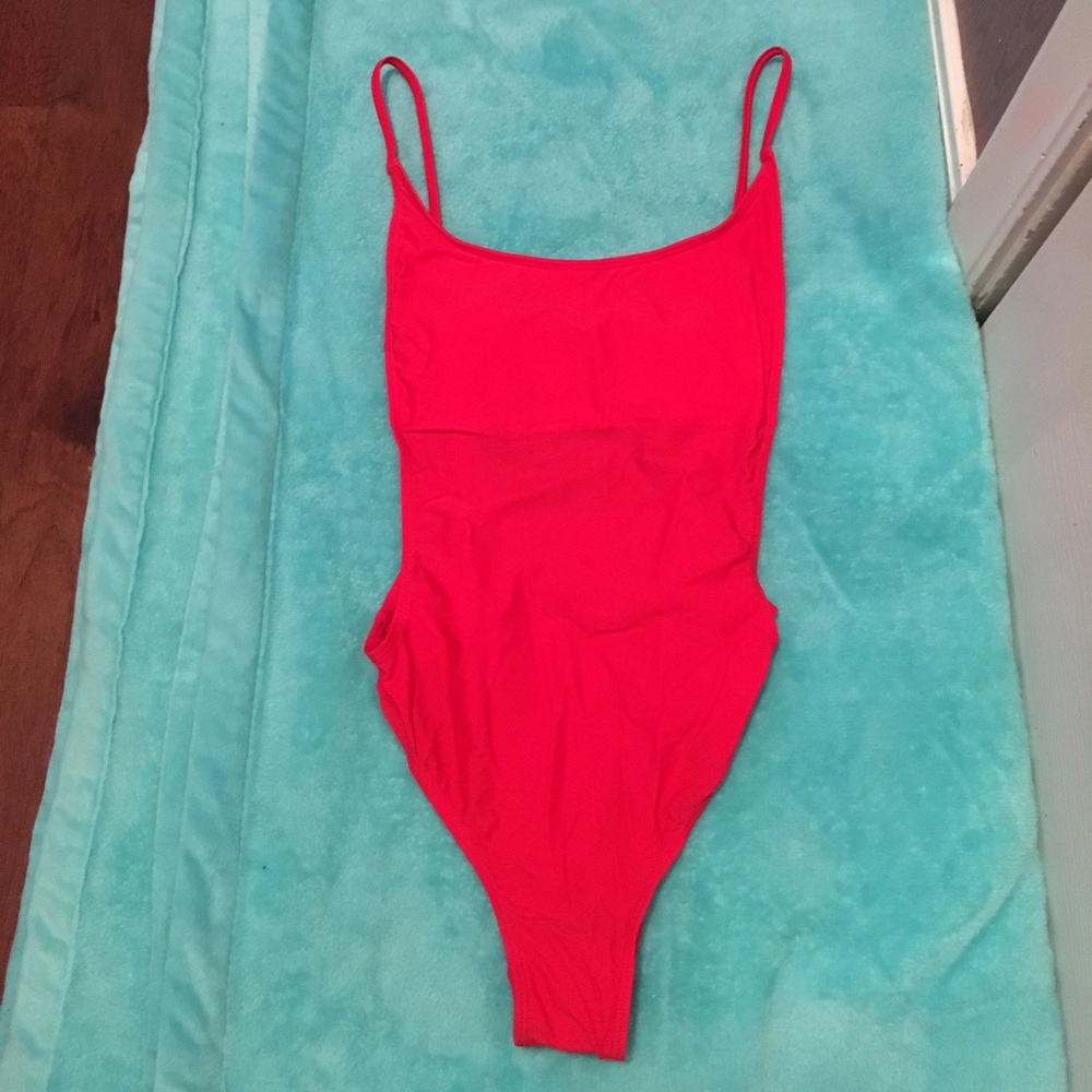 INSTAGRAM CRAZE BATHING SUIT IN RED