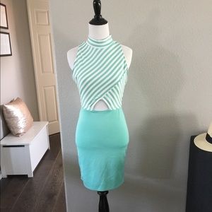 2B Bebe dress stripe tank top side cuts S P new