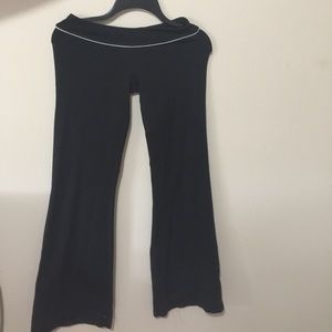 Lululemon yoga pants