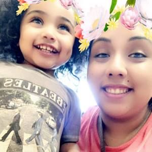 Meet your Posher, Leslie