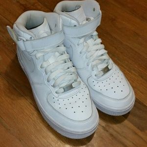 White Nike Air Force 1 Sneakers