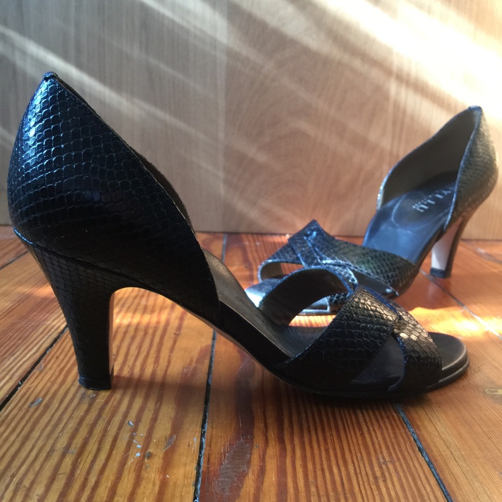 Python-Textured Black Leather Sandals - image 6