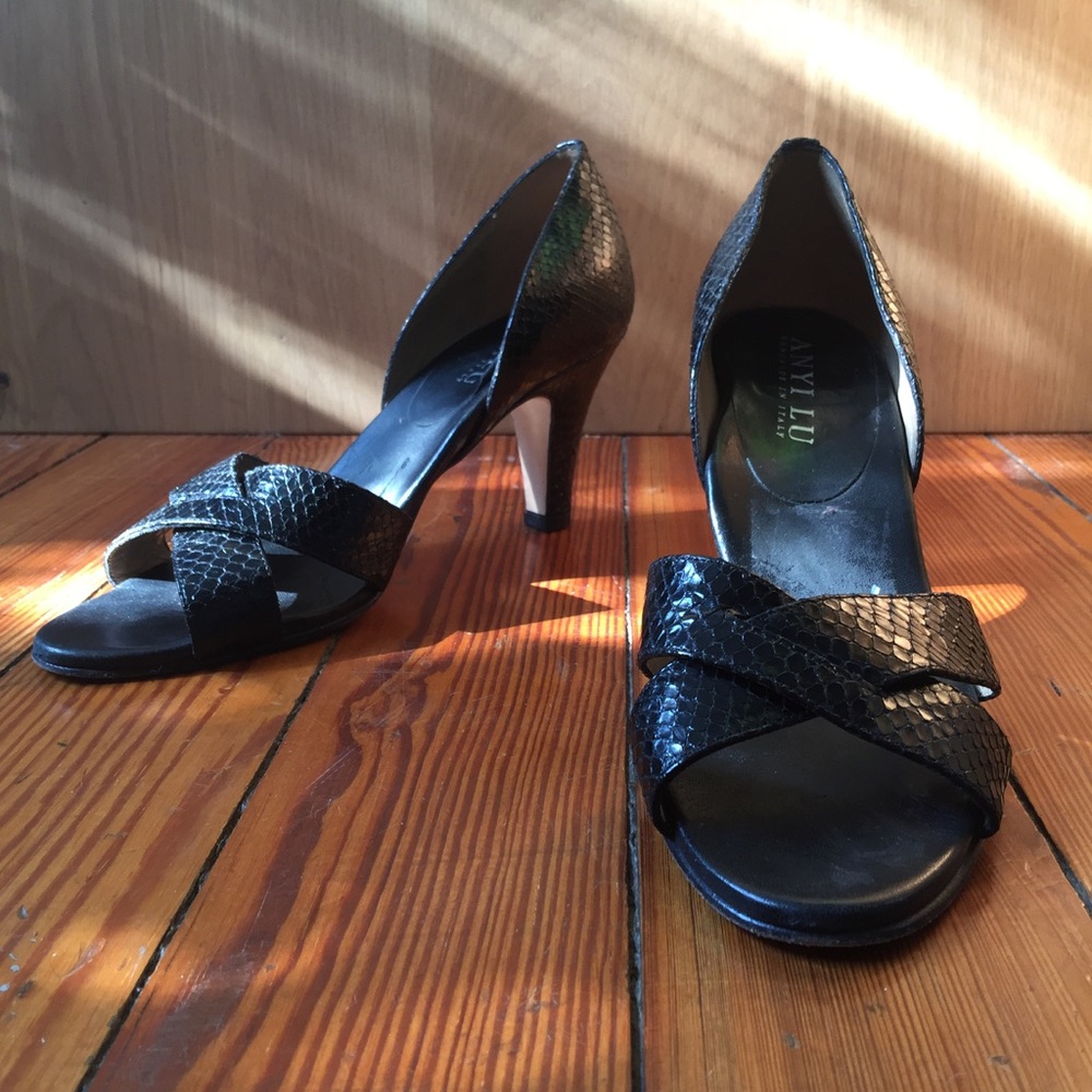 Python-Textured Black Leather Sandals - image 7