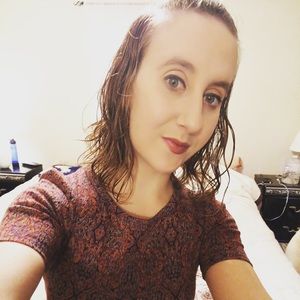 Meet your Posher, Alyssa