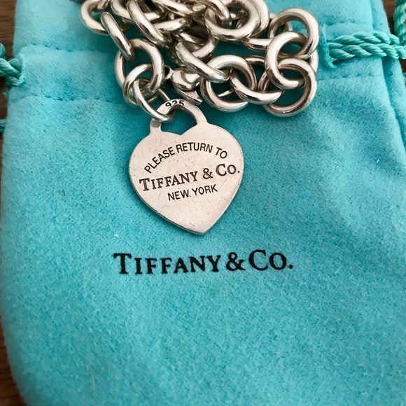 Tiffany & Co. Jewelry - Classic Tiffany & Co heart tag charm bracelet