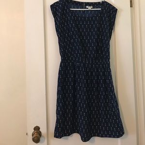 Navy/white summer dress, key pattern