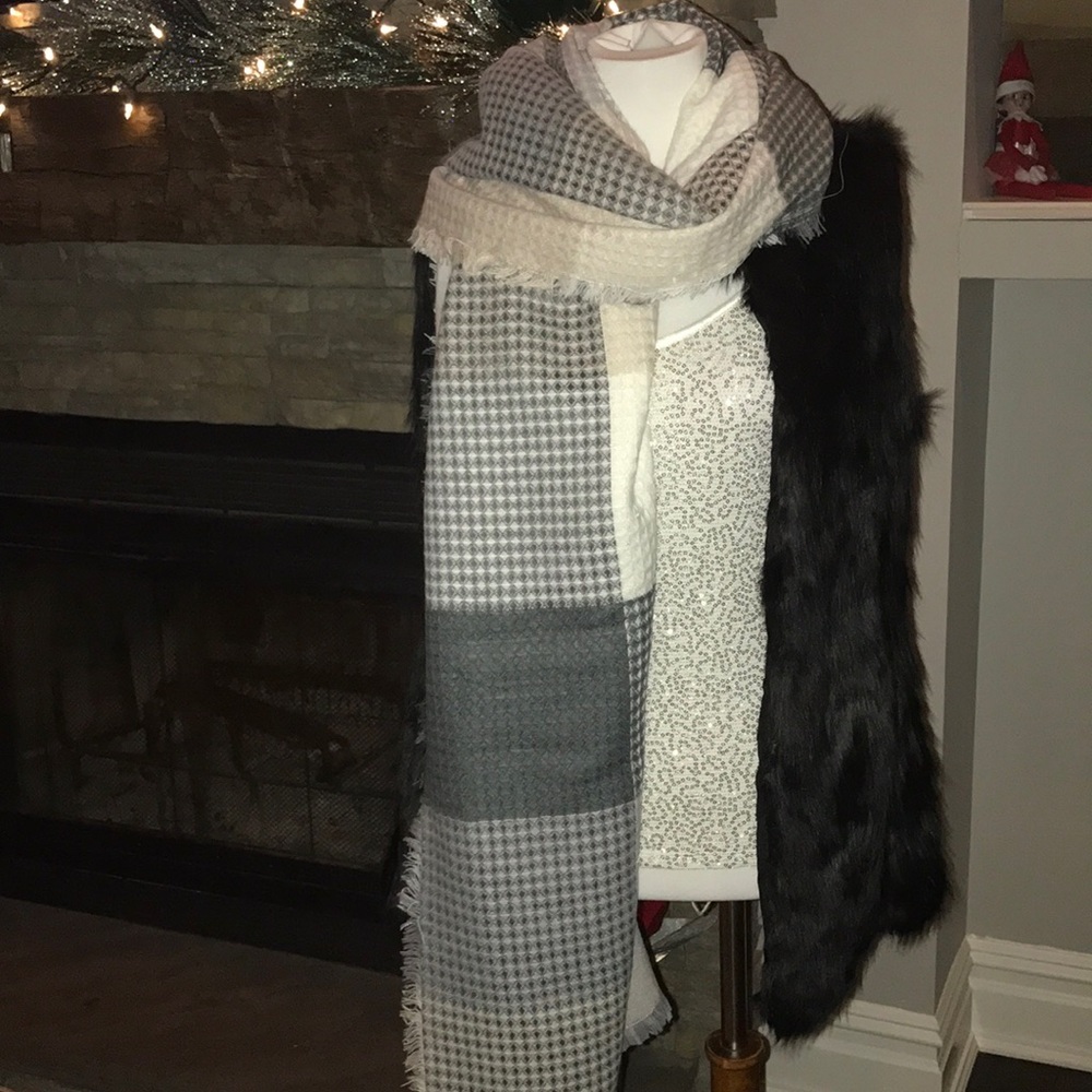LAST ONE !!Blanket scarf in grey / sale ๐๐ - Picture 6 of 8
