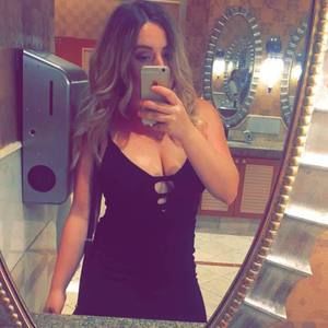 Meet your Posher, Jacquelyn