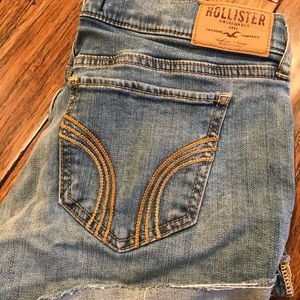 Hollister jean shorts