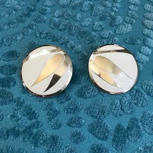 Vintage L. Bott earrings. Totally retro!