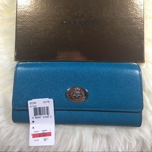 Coach wallet ❌sold❌