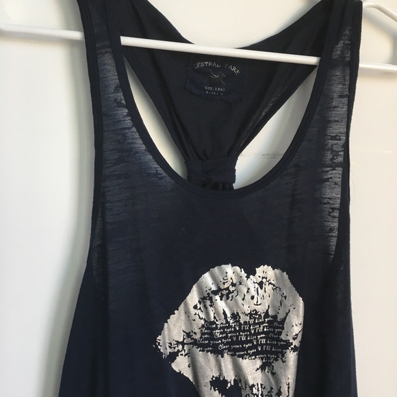 Central Park - Navy Blue Razorback Tee SIZE S - Picture 1 of 6
