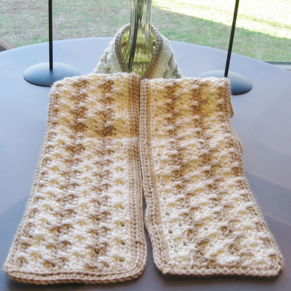 Handmade ClassicTwo-Tone Unisex Crocheted Scarf-