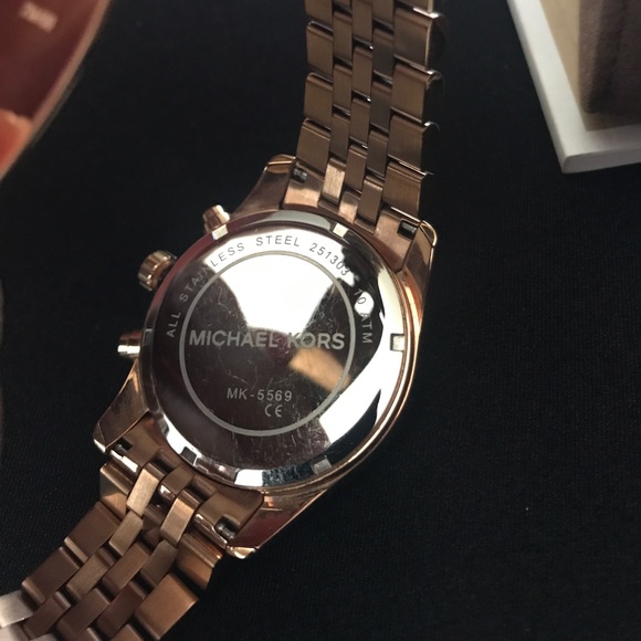 Michael Kors women\'s oversized watch