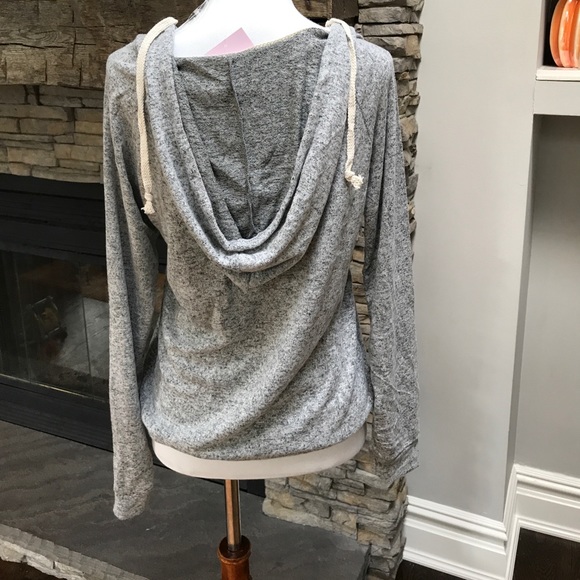 Grey super soft hoodie - Picture 4 of 5