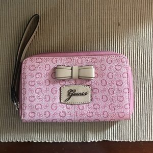 GUESS wallet