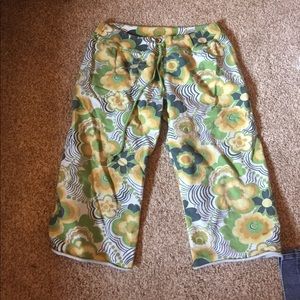 Lucky Capri sweatpants!