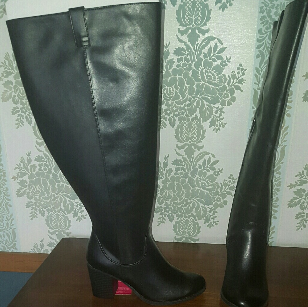Wide calf boots, 7.5w