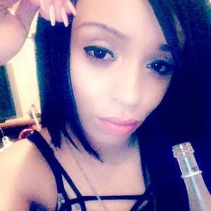 Meet your Posher, Lynette