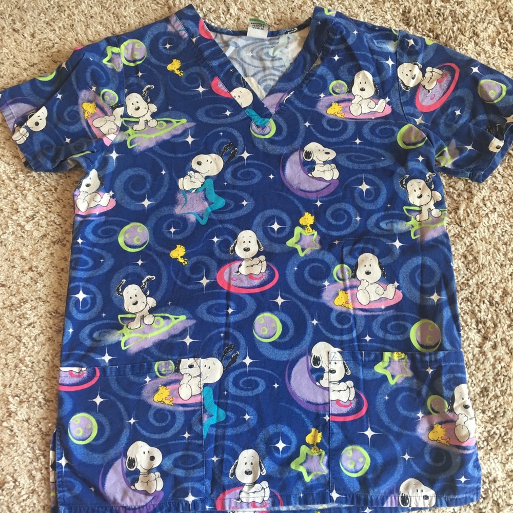 Scrub top