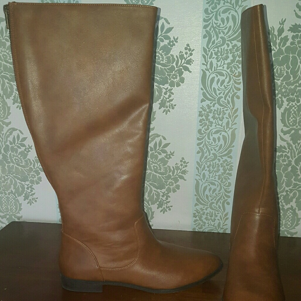 Wide calf boots, 12w