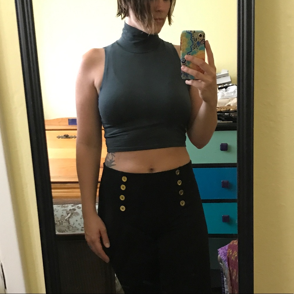 Stretchy slate green crop top
