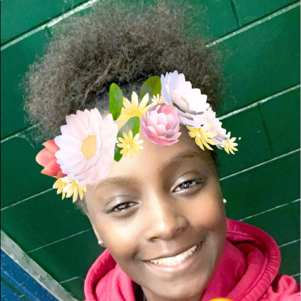 Meet your Posher, Tiara