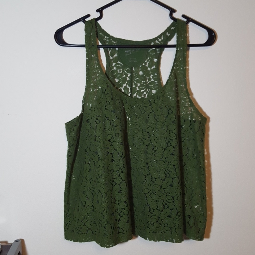 Lace flowy tank