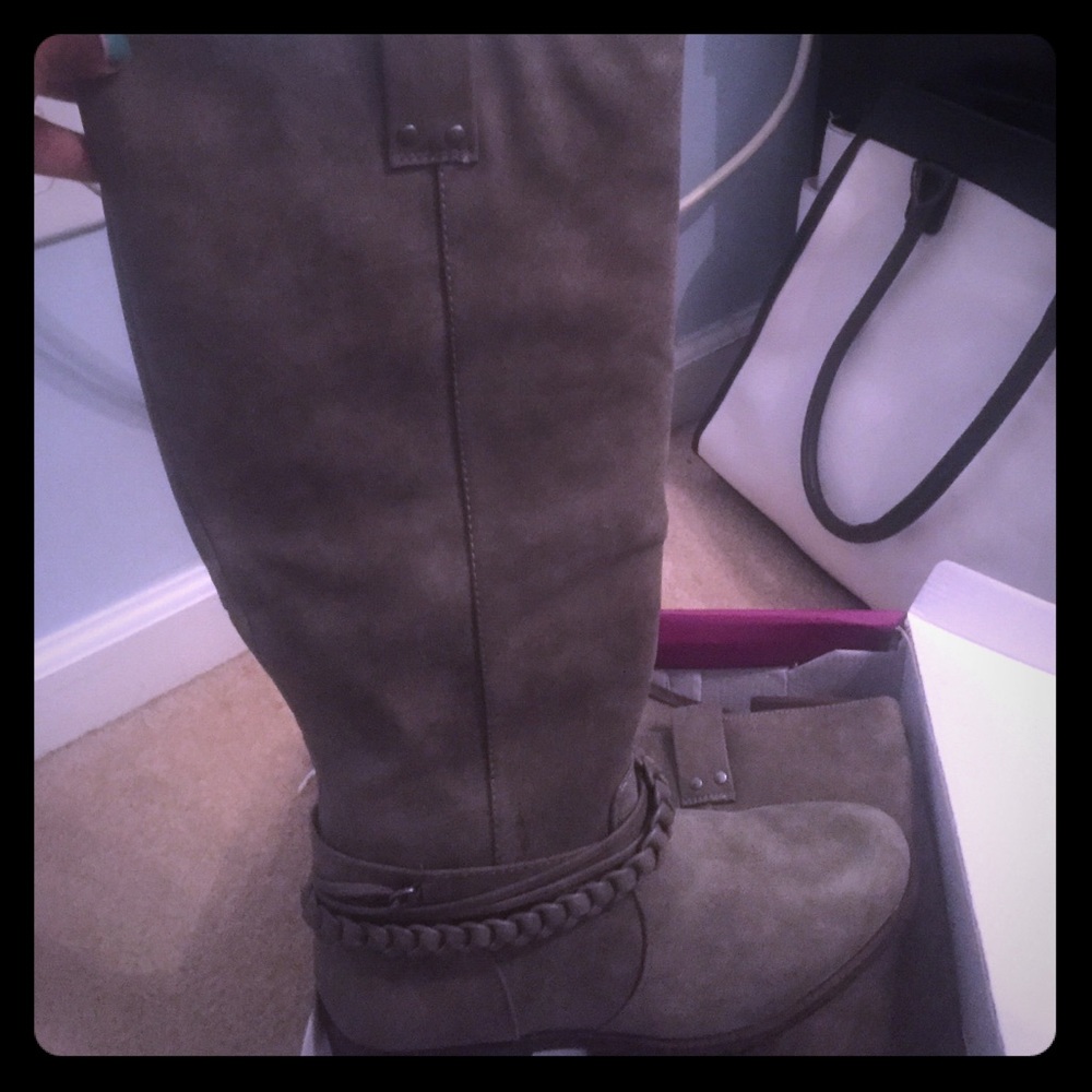 Rampage Gray Boots