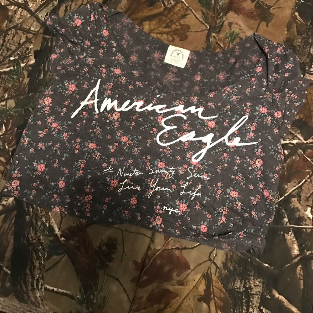 American eagle half shirt