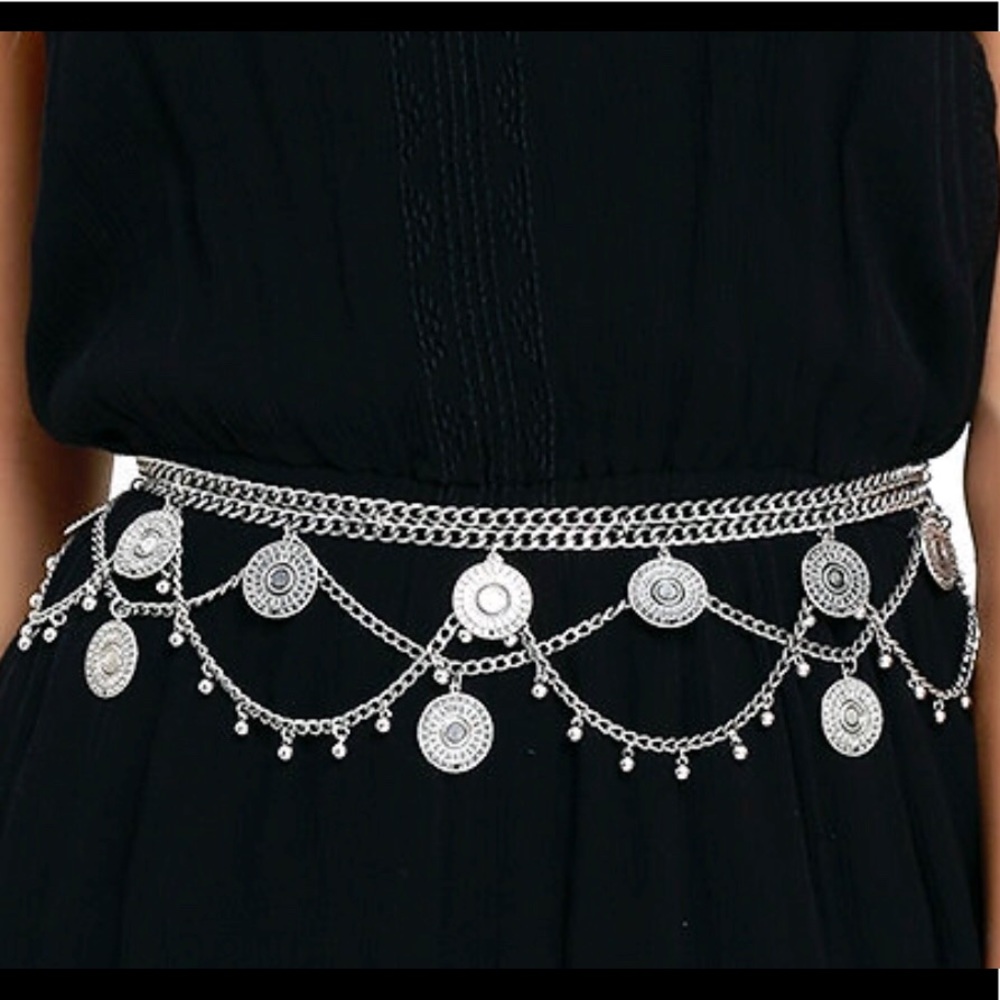 Silver chain belt - NWT