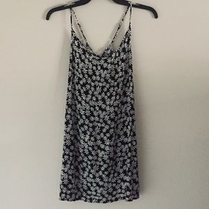 NWOT Forever 21 daisy dress with lace up back