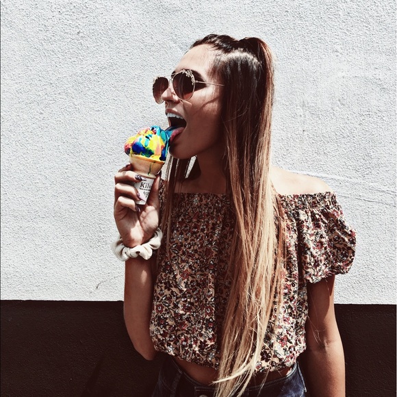 Meet your Posher, Paige - Picture 1 of 1