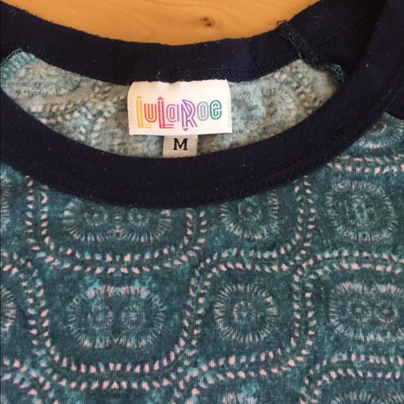 Lularoe randy tee - Picture 2 of 2